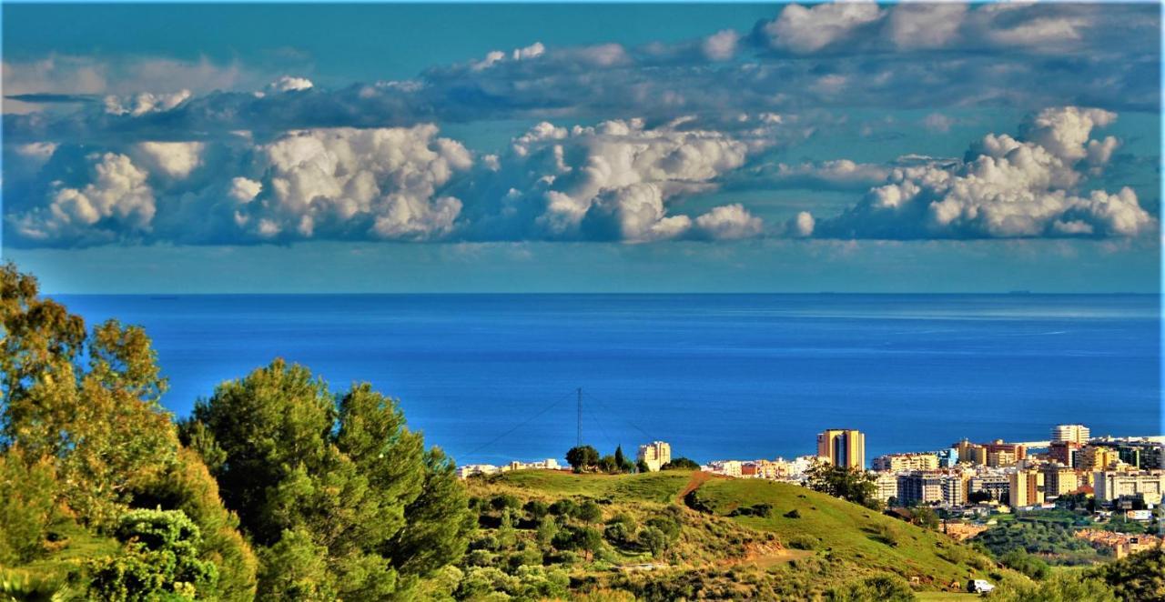 Holiday Villa In 10 Min From Fuengirola Beach With Sea Views Pool Bbq Parking Wifi Aircon Big Garden Міхас Екстер'єр фото