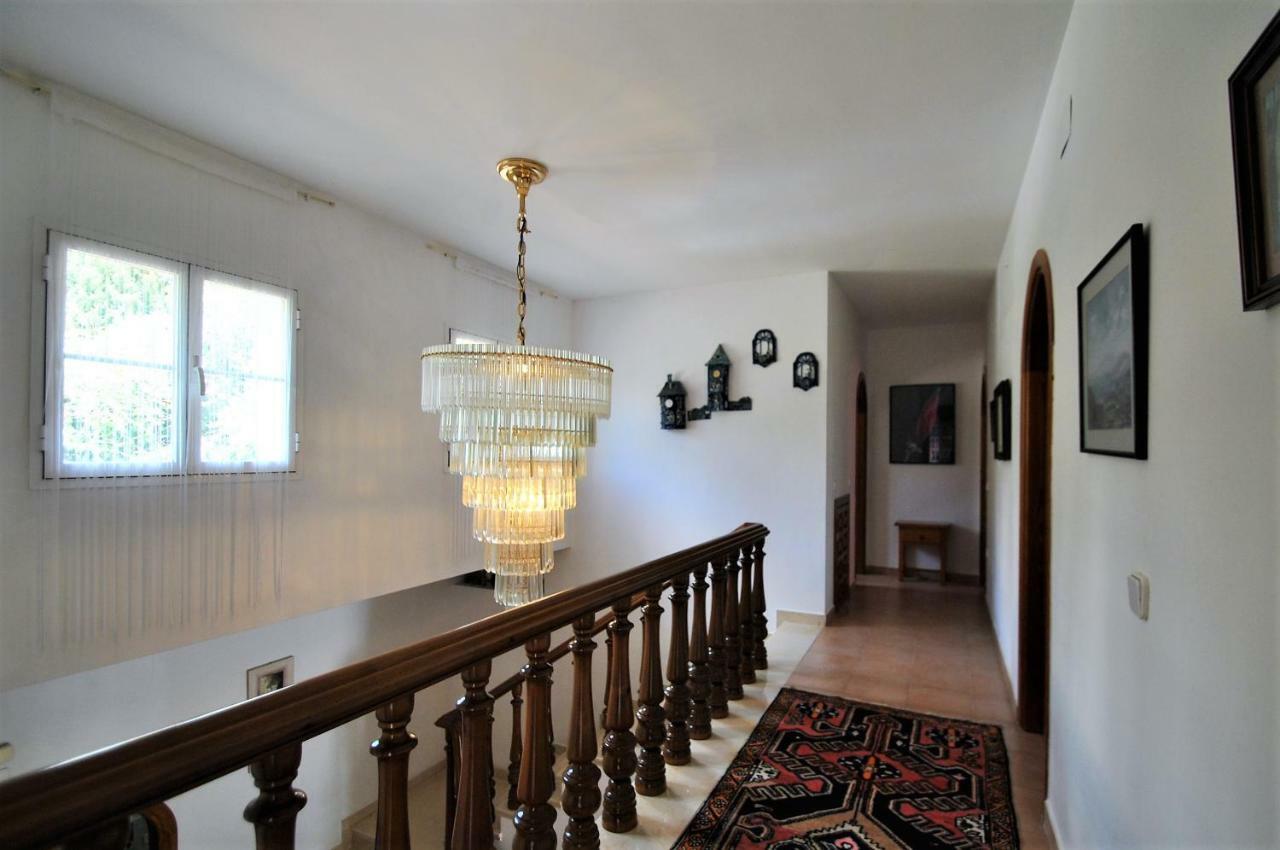 Holiday Villa In 10 Min From Fuengirola Beach With Sea Views Pool Bbq Parking Wifi Aircon Big Garden Міхас Екстер'єр фото