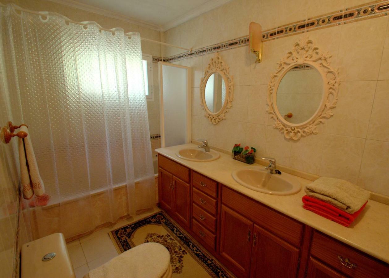 Holiday Villa In 10 Min From Fuengirola Beach With Sea Views Pool Bbq Parking Wifi Aircon Big Garden Міхас Екстер'єр фото